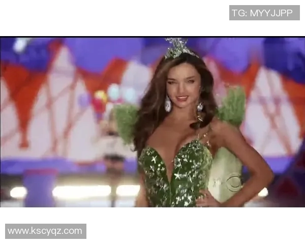 维密超模与足球明星的华丽邂逅揭示时尚与运动的完美交融