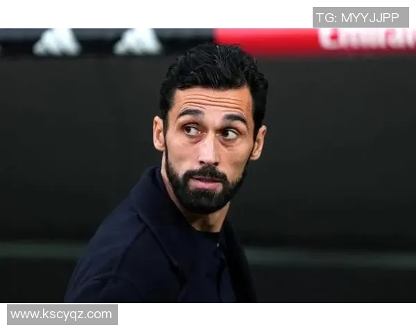 揭秘足球明星阿枪的真实身份与辉煌成就